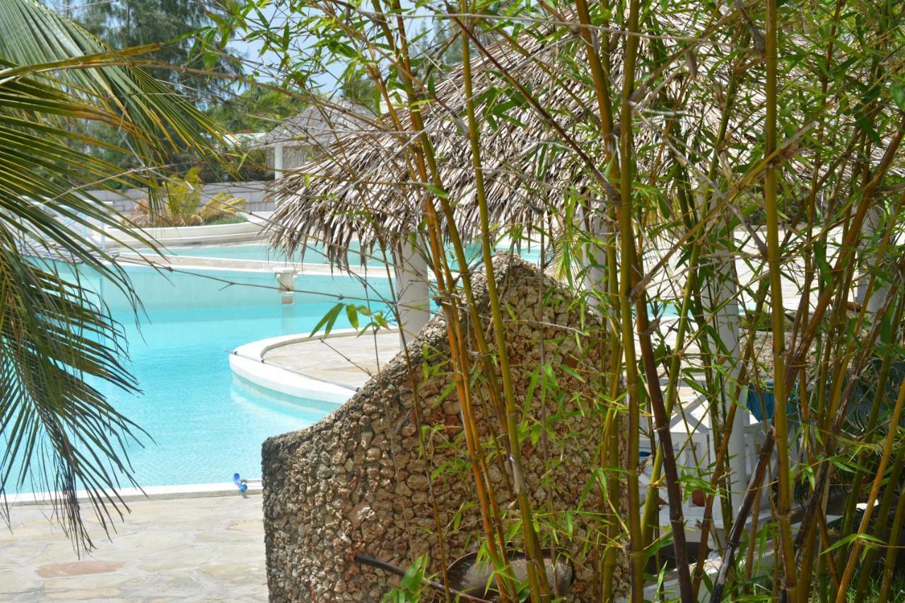 Twiga Beach & Spa Watamu Exterior foto